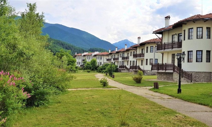 Shiligarnika House | One-bedroom Villa in the Beautiful Pinerose Resort