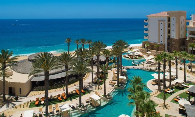Marina Resort | One BR Master in a beautiful 5 Star Beach Front Resort!