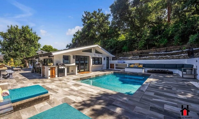 Malibu House | Onyx Home, Unveiling Malibu’s Luxury Living