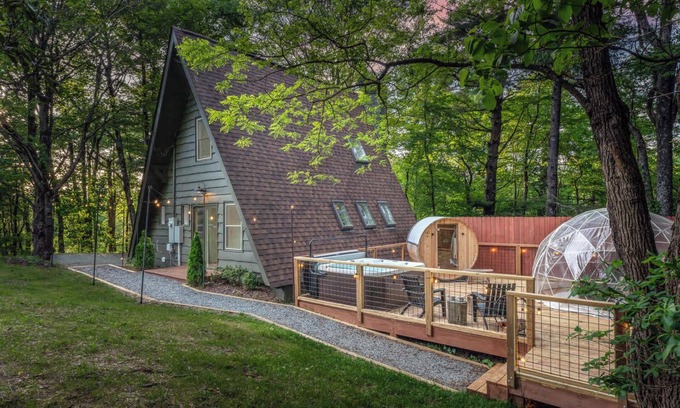 Blowing Rock Cabin | OPEN MT Luxe A-Frame w/Dome, Hot Tub & Sauna