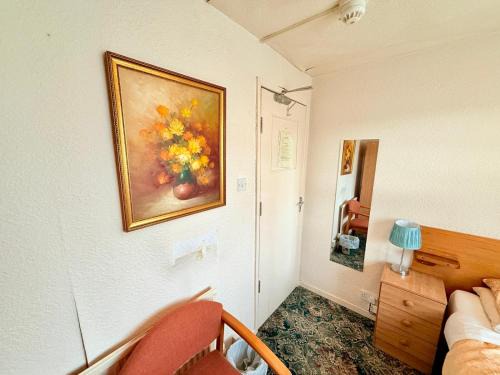 Beeston House | Opposite Hylands Hotel single rooms