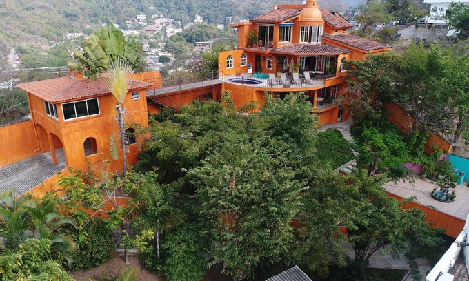 Alta Vista Villa | Orange Sunsets, Ocean Views, Lush Landscape, Total Privacy