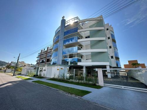 Governador Celso Ramos Apartment | Orbe Residence Apto para 8 pessoas na Praia de Palmas