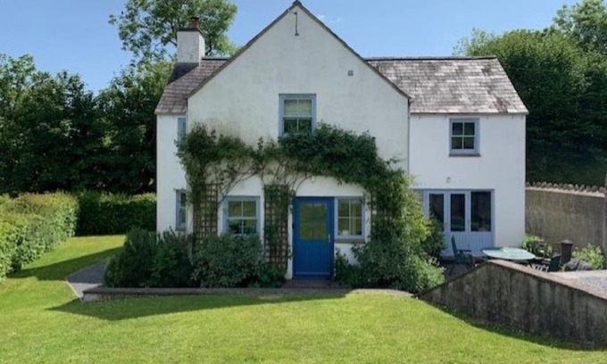 Llangennith House | Orchard Cottage, Landimore
