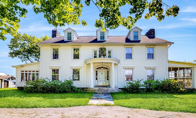 Rotterdam Junction House | Original farmhouse with modern upgrades on sustainable working farm