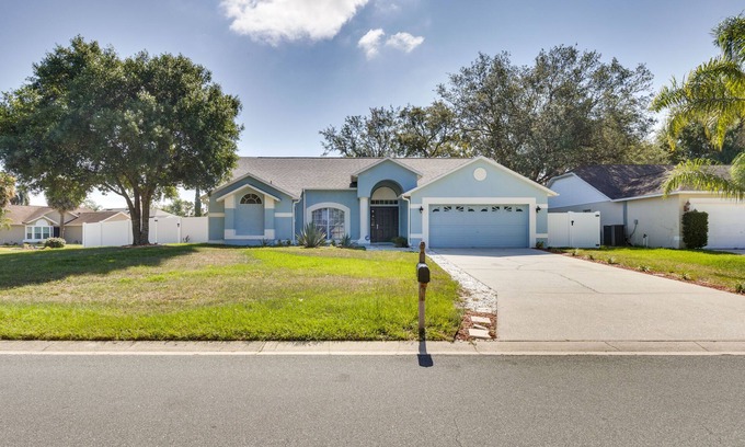 Sunridge Woods House | Orlando Area Home w/Lanai: 10 Mi to Disney!