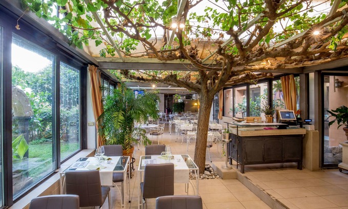 Quartiere XX Ardeatino Hotel | Orto di Roma