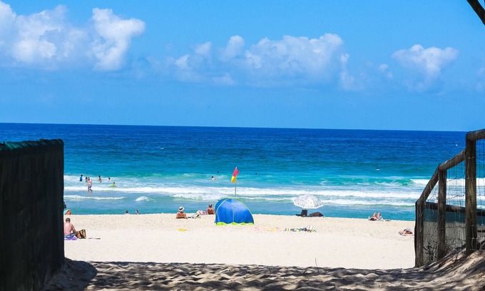 Main Beach Apartment | Oscar on Main Resort