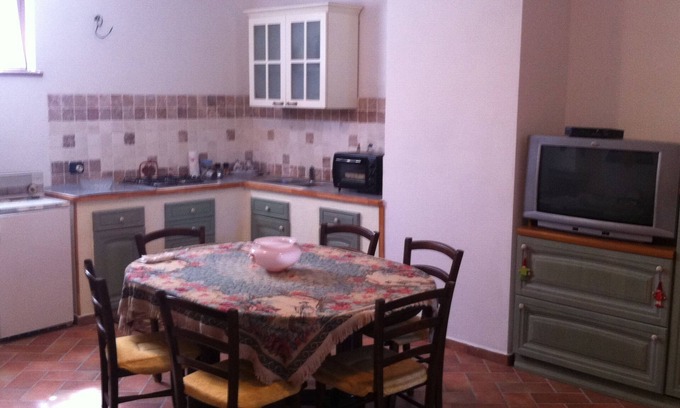 Valtopina Apartment | Ospitaci Appartamenti Le Rancole - Agostino