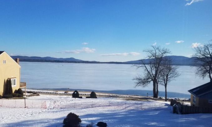 Center Ossipee Condo | Ossipee Lake Waterfront Condo