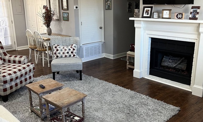 Starkville Condo | Our apartment is walkable to all the Bulldog sports locations and the campus!