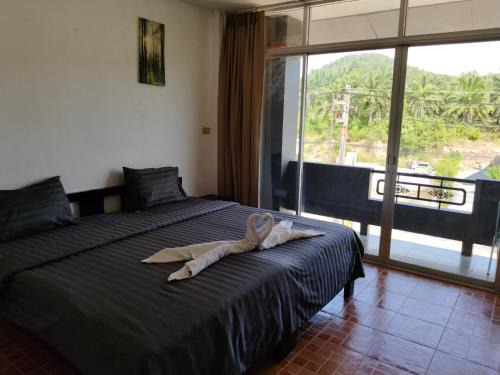 Ko Lanta Apartment | our home at lanta klongnin beach
