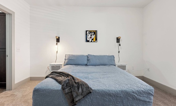Farragut Apartment | Overlook 3111 Modern Luxury in Heart of Knoxville