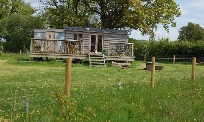 Cullompton Ski Chalet | Owleycombe at River Meadow Retreat, Luxury escape in Devon River Valley