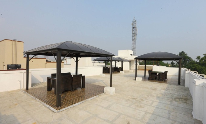 Guindy Hotel | OYO 11305 Hotel NK Exotica