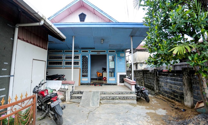 Banjarmasin Hotel | OYO 2197 Pulau Laut Guest House