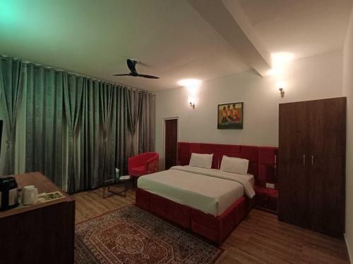 Ramgarh Hotel | OYO 66008 Maan Cottages