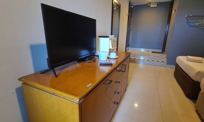 Bandar Baru Bangi Hotel | OYO 91123 De Melor Bangi Gateway