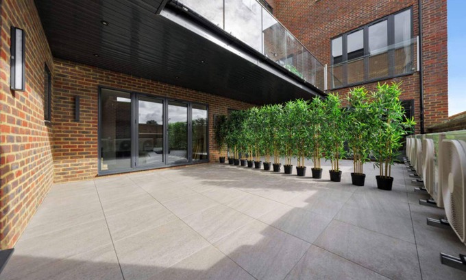 London City Centre Hotel | OYO Fine B&B