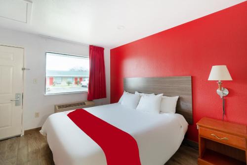 San Antonio Hotel | OYO Hotel San Antonio near AT&T Center