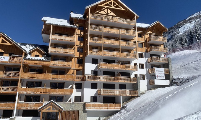 Oz Apartment | Oz sur son 31, recent 70 m2 apartment, covered parking, at the foot of the slopes