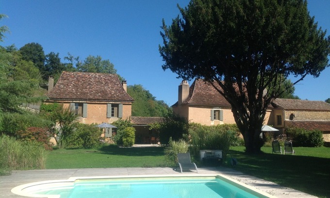 Sainte-Alvere House | Périgord noir charming house 4 pers tt confort, calme, parc, piscine, animaux adm