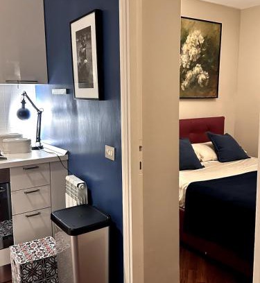 Rione VI Parione Apartment | Pace Blu Roma