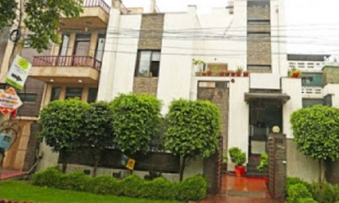 South City I Hotel | Pacific Inn Huda City Centre Sec 41