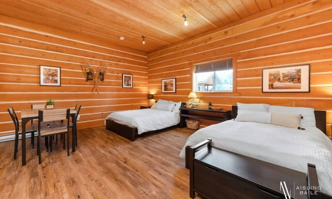 East Kootenay Hotel | Paddlers Inn - Canoe Shop | Rustic | Quaint | Cozy