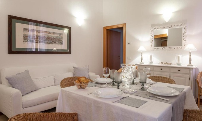 Historic Center Apartment | Paglia Tre