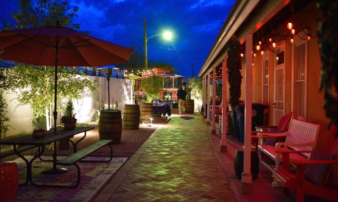 Albuquerque Bed & Breakfast | Painted Lady Bed & Brew