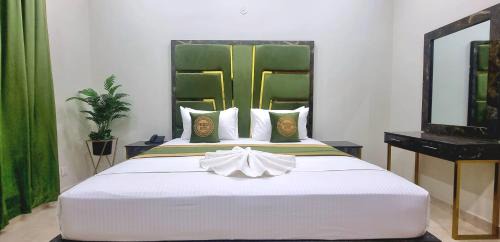 Lahore Hotel | Pakeeza Hotel - Faisal Town