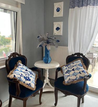 Neoi Epivates Apartment | palazzo PADINI alla costa