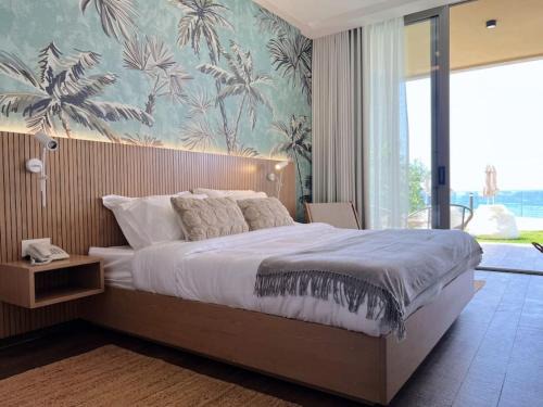 Kfardebian Hotel | Palm Paradise Beachfront Exotic Room in Batroun