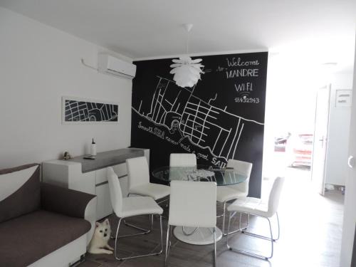 Mandre Apartment | PALMandre (Pag Apartment Luxurious)