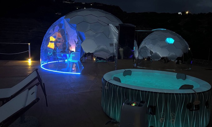 Ponza RV Rental | Palmaria Sky Bubbles Room - Sleep Under the Stars in a Dream Bubble Room