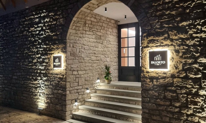 Gjirokaster Hotel | Palorto Inn
