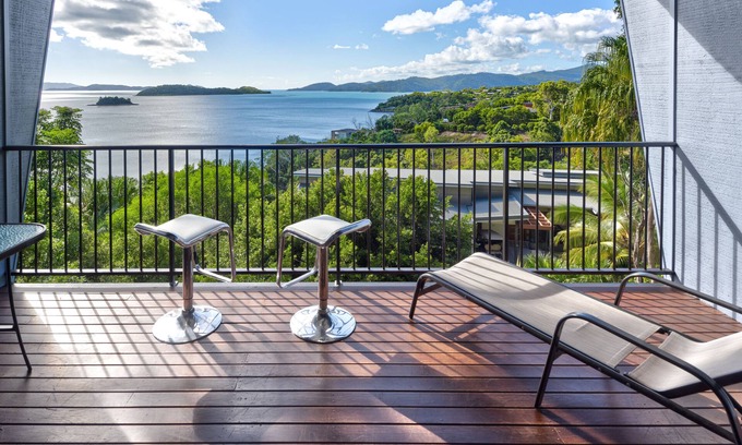 Hamilton Island House | Panorama 3 Hamilton Island 2 Bedroom Ocean View Near Marina With Golf Buggy