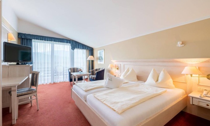Millstatt House | Panorama Zimmer mit Blick Über den See - Hotel Alexanderhof