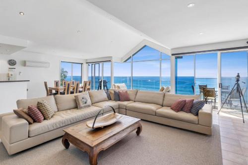 Lorne House | Panoramic Dream
