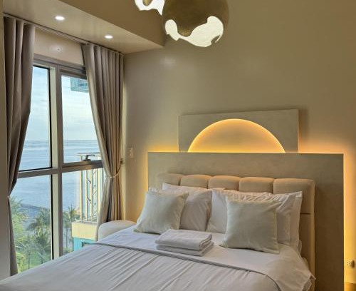 Tambo Apartment | Panoramic Landscape and Seaview, 2BR, Near Airport, 8m