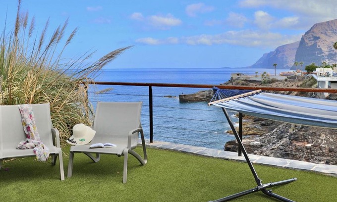 Los Gigantes House | Panoramic Seaview Escape