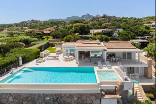 Liscia di Vacca Villa | Panoramic Villa in Porto Cervo