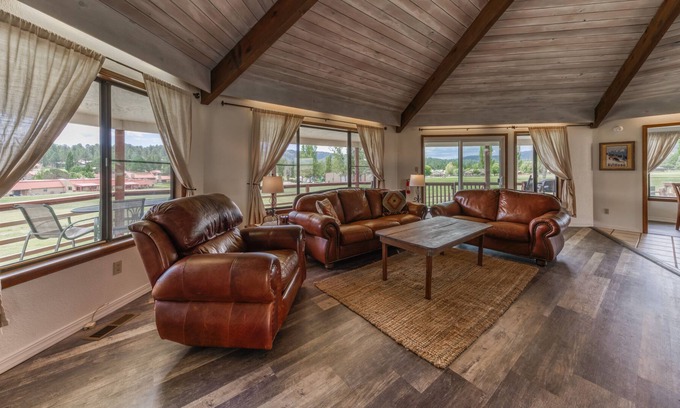 Ruidoso Ski Chalet | Par Fore the Course: Dog Friendly, Level Entry 3 Bedroom with a View of the Course!