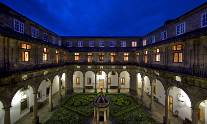 Santiago de Compostela Historic Centre Hotel | Parador de Santiago de Compostela