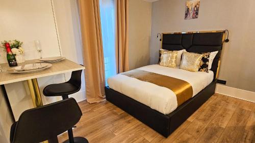 Quartier de Rochechouart Apartment | Paris Sacré Cœur Arev Sur les pas d Emily in Paris