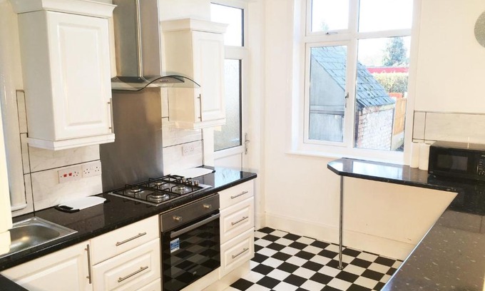 Chorlton-cum-Hardy House | Park Drive TownHouse