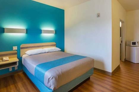 Grand Island Hotel | Park Inn by Radisson