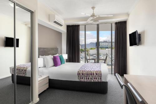 Cairns Central Business District Hotel | Park Regis City Quays