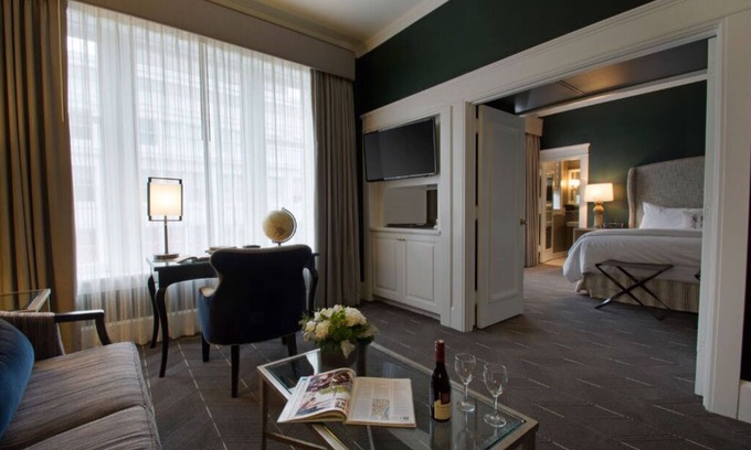 Downtown Portland Apartment | Parlor Suite | Signature Amenities + 24-Hour Gym
